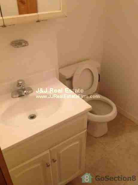 1 Sturgis St 3 - Photo 3 of 4