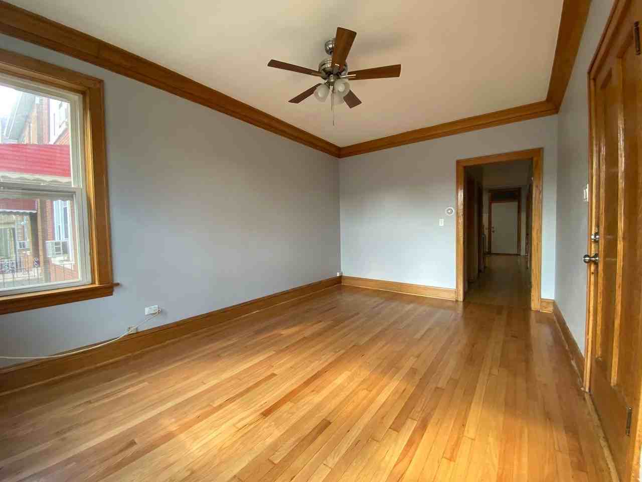 4426 S Talman Ave - Photo 2 of 6