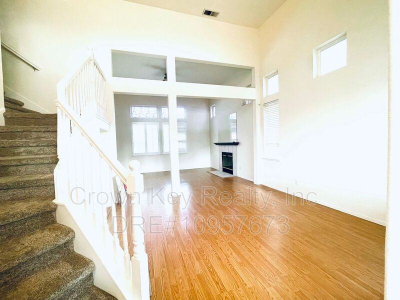 75 Lavender Ct - Photo 2 of 28