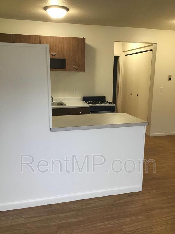 1019 E Broadway St - Photo 2 of 11