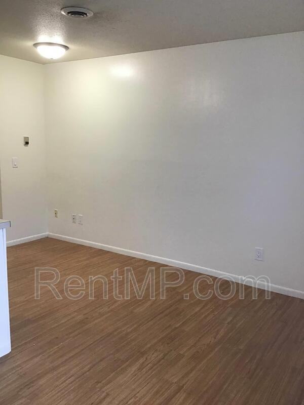 1019 E Broadway St - Photo 3 of 11