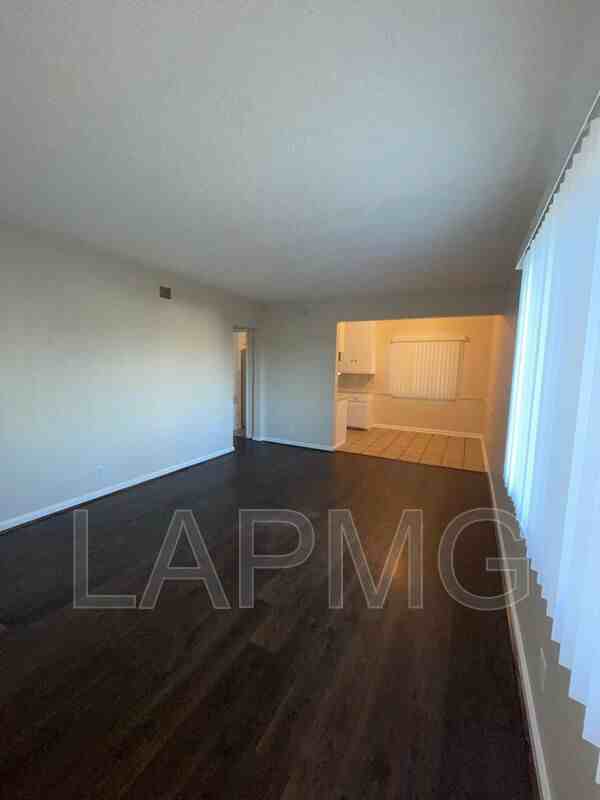 11185 Carson Dr #D - Photo 2 of 12