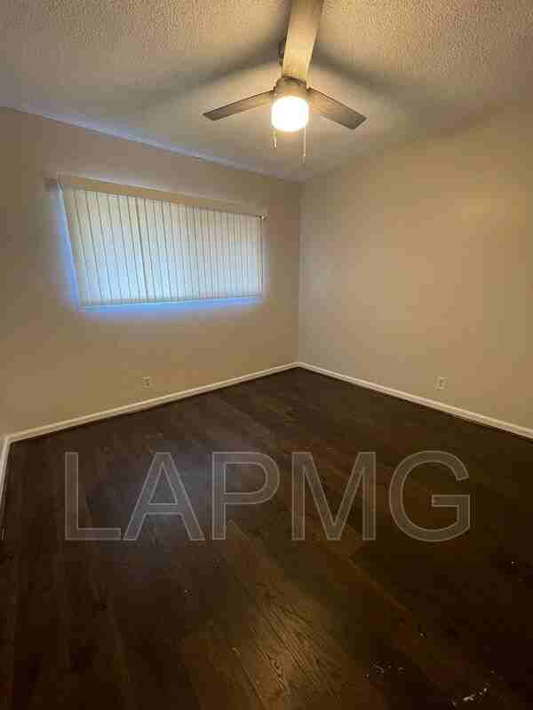 11185 Carson Dr #D - Photo 6 of 12