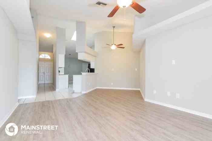 1918 Kettler Dr - Photo 3 of 15