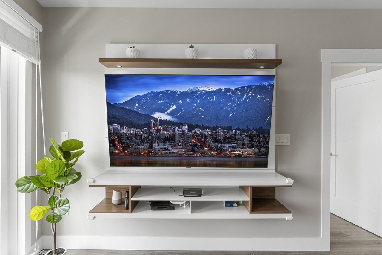 1496 Charlotte Road - Photo 5 of 20