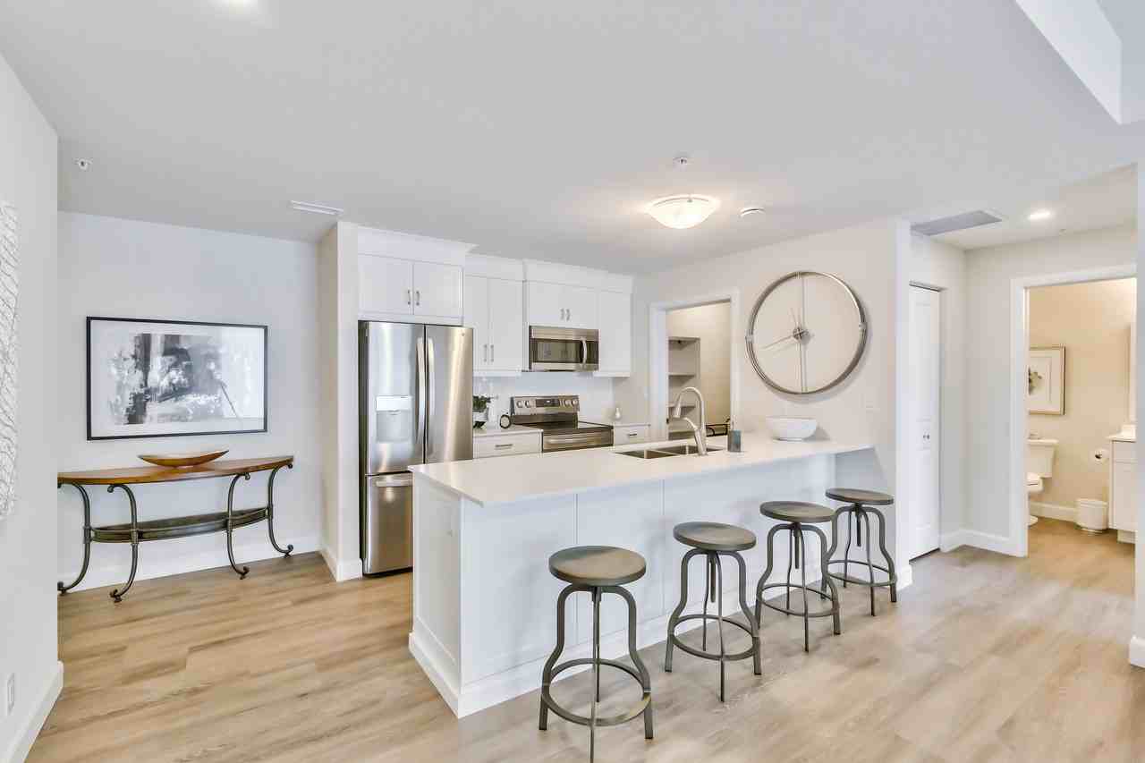 111 Sheppard Avenue #414 - Photo 3 of 40