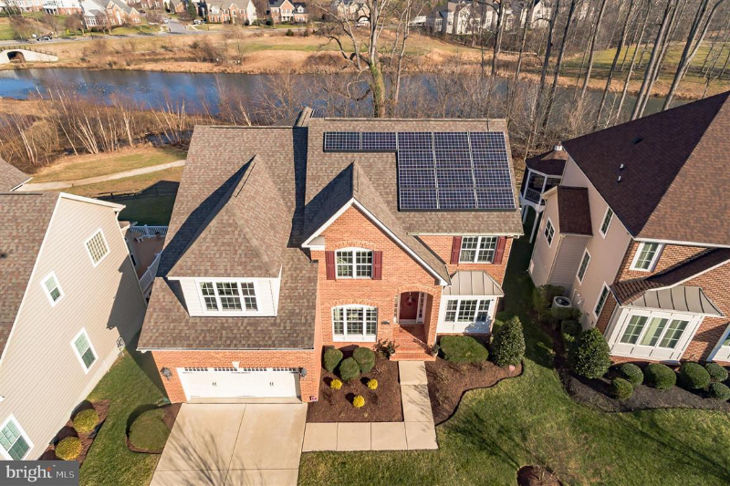 2716 Beech Orchard Ln - Photo 2 of 18