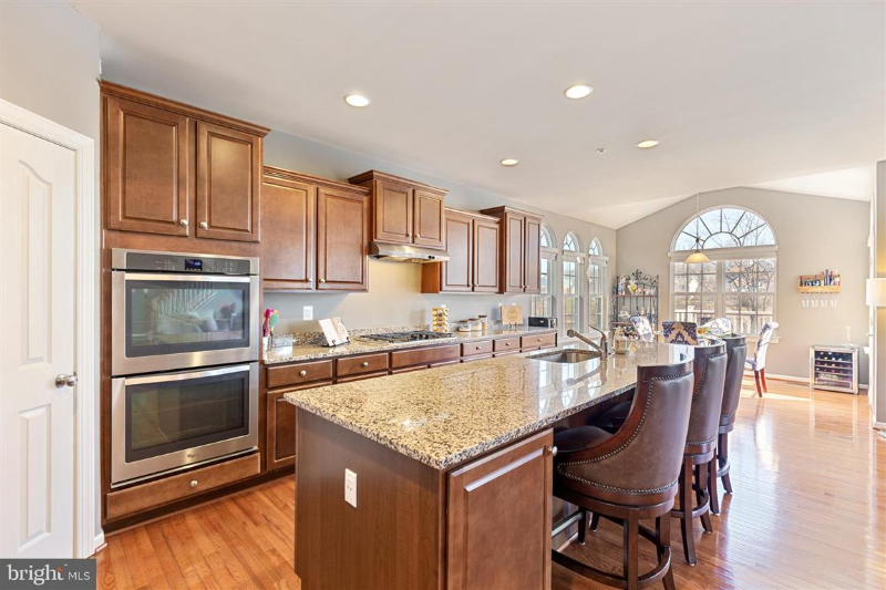 2716 Beech Orchard Ln - Photo 6 of 18