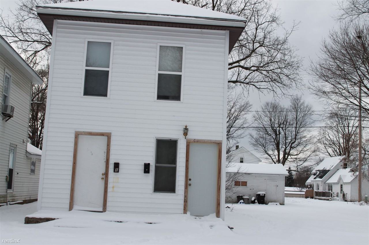 211 N 3rd Ave - Photo 3 of 7