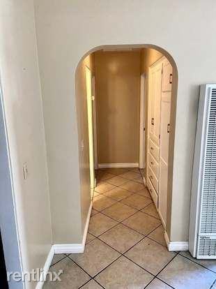 1334 Costa Ave - Photo 3 of 7