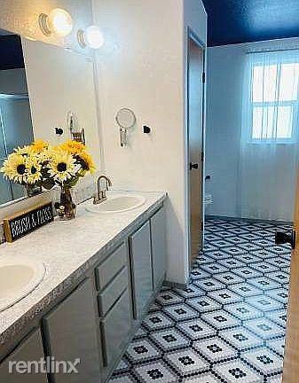 15786 French Valley Ln - Photo 2 of 5