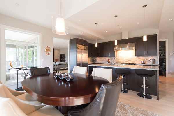 3950 Bayridge Crt - Photo 2 of 17