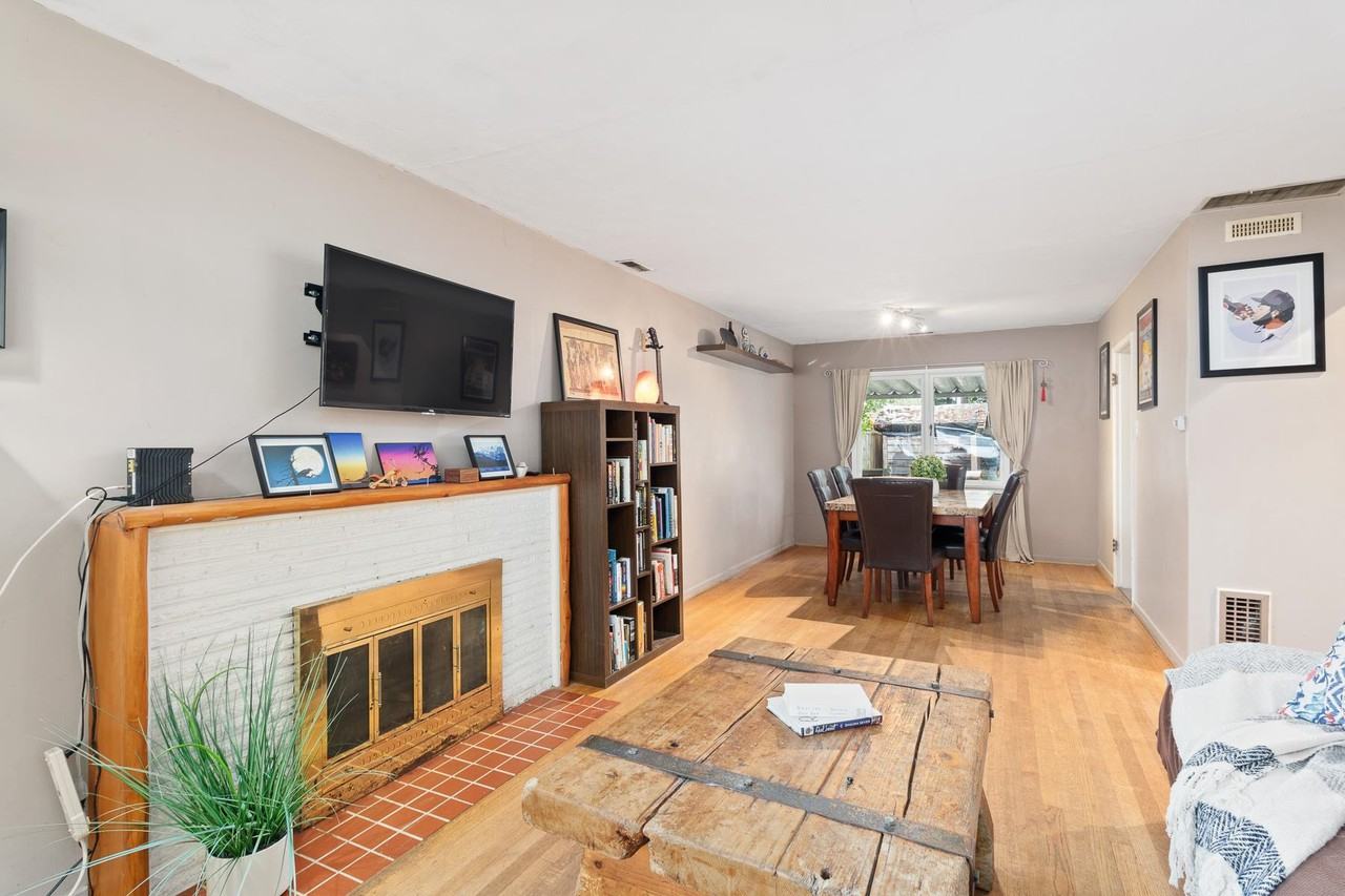 1917 Tatlow Avenue - Photo 3 of 7