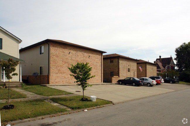 1515 Walnut St Apt 5 - Photo 3 of 7