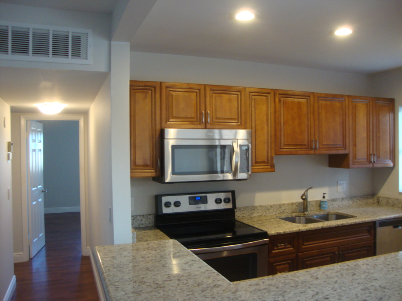 665 Enfield St #B12 - Photo 4 of 24