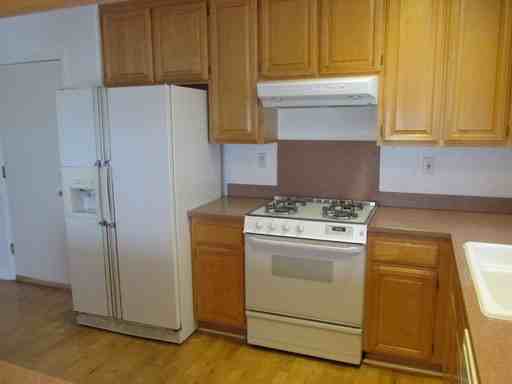 33 Adrian Terrace - Photo 3 of 20