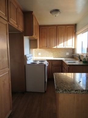 13790 Day St - Photo 2 of 7