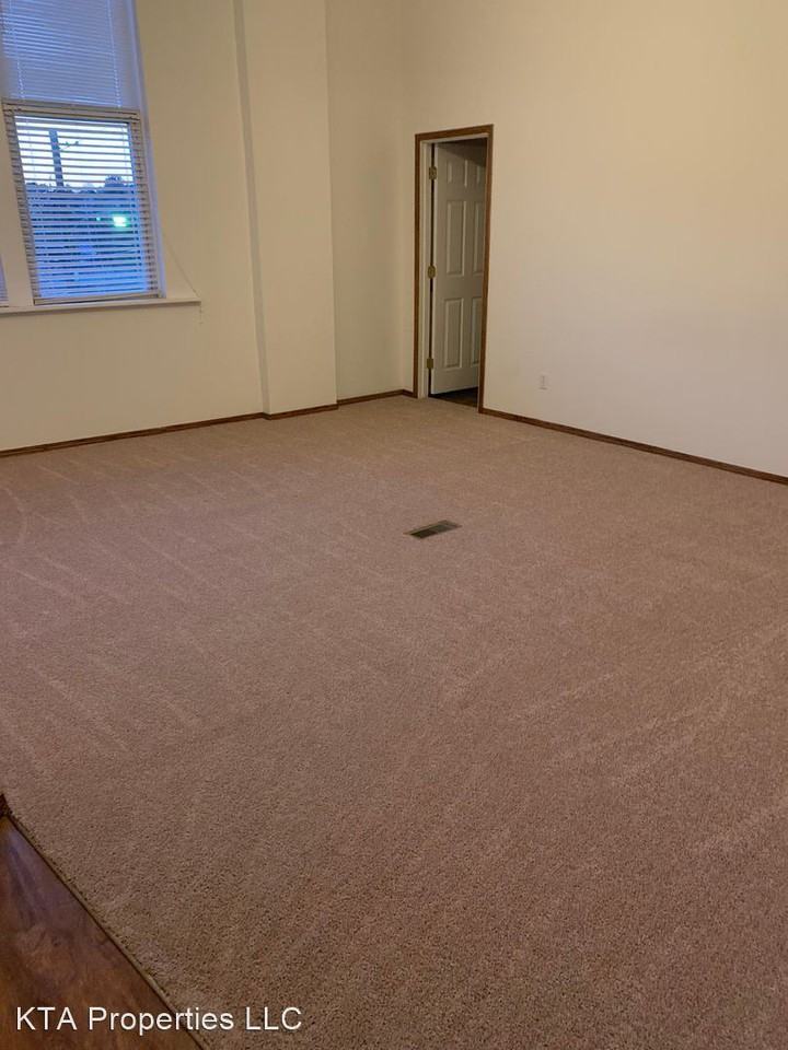 227 Chestnut Street - Photo 3 of 6