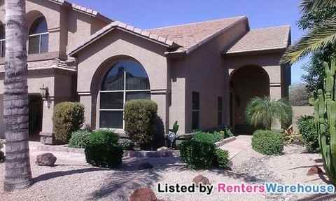 1362 E Erie St - Photo 2 of 15