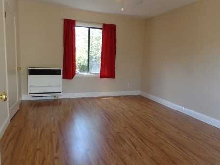 22837 Watkins St - Photo 2 of 7