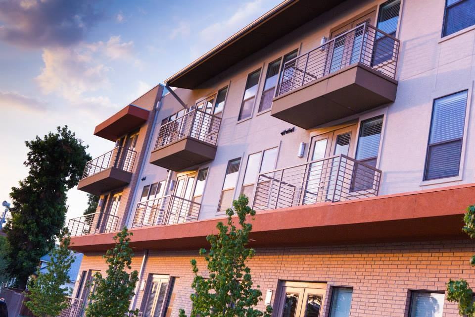 Lyte St #C4 - Photo 2 of 12