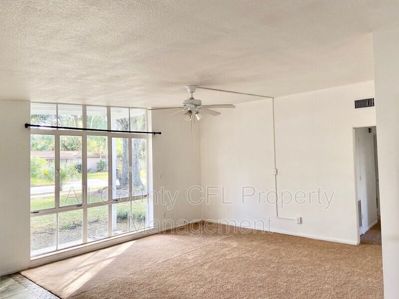 550 Hartley Pl - Photo 2 of 15