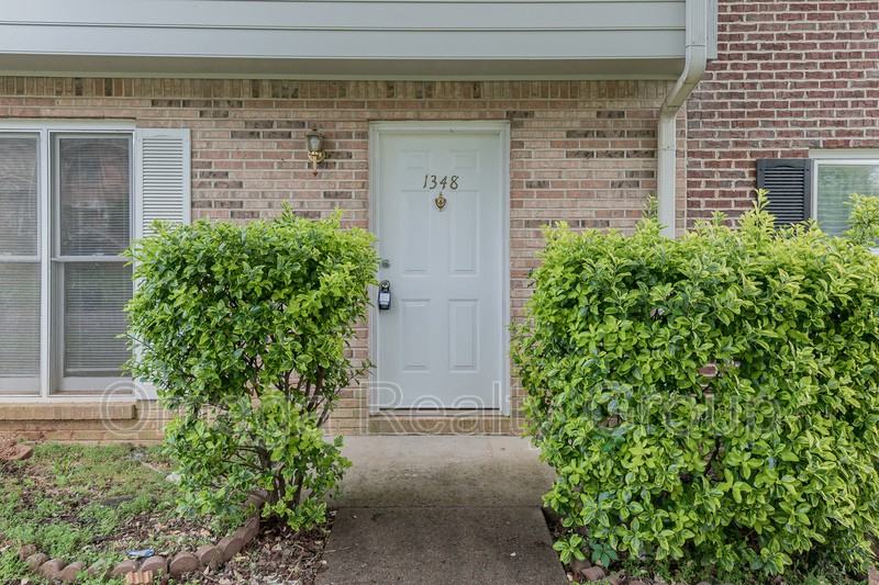 1348 Grayson Valley Pkwy - Photo 3 of 37