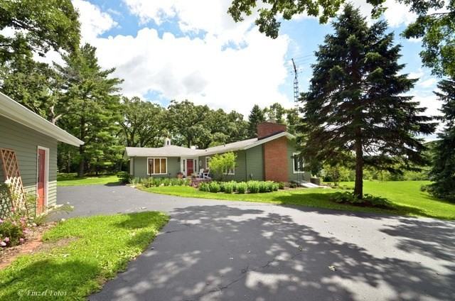 2020 Thompson Rd - Photo 2 of 25