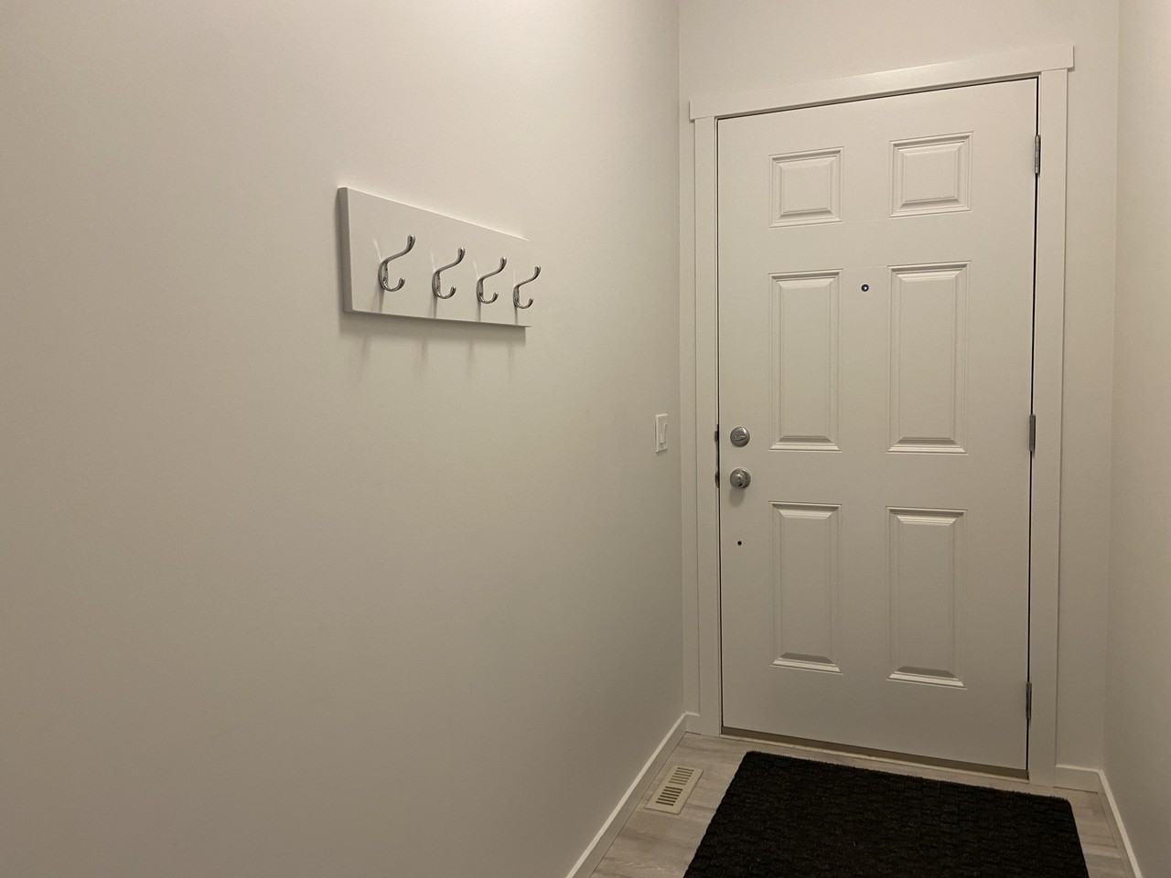 22609 93 Ave BSMT - Photo 2 of 11