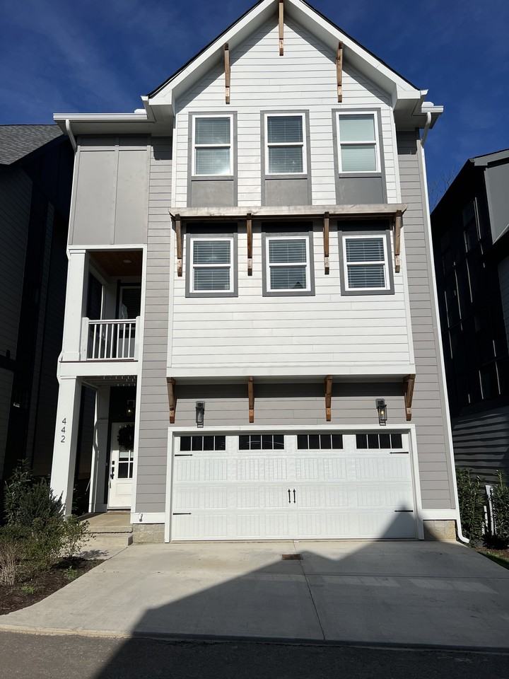 442 Becanni Ln - Photo 2 of 26