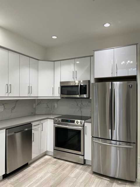 5017 Chambers Street - Photo 2 of 14