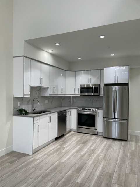 5017 Chambers Street - Photo 3 of 14
