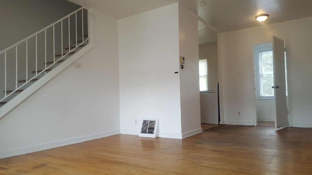 1227 W Mullan Ave #1227 - Photo 3 of 4