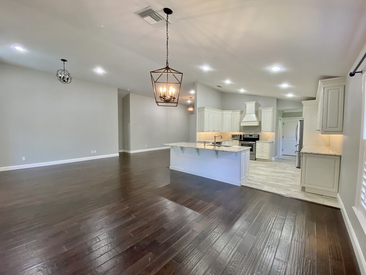7052 Timberland Cir #1 - Photo 4 of 49