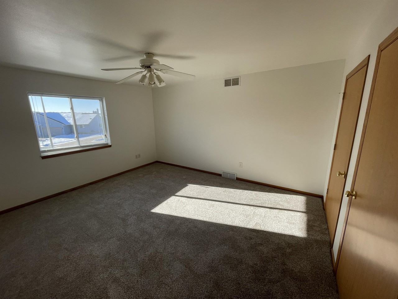 148 Sater St #1 - Photo 7 of 9