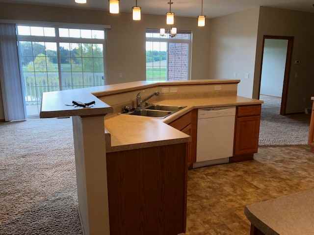 104 Paradise Cir - Photo 4 of 33