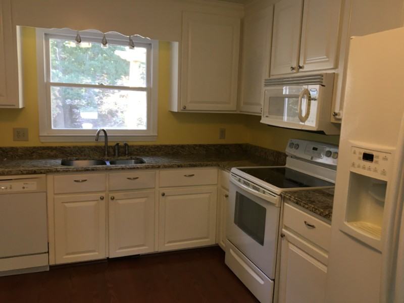 4625 Gilmore Dr - Photo 3 of 43