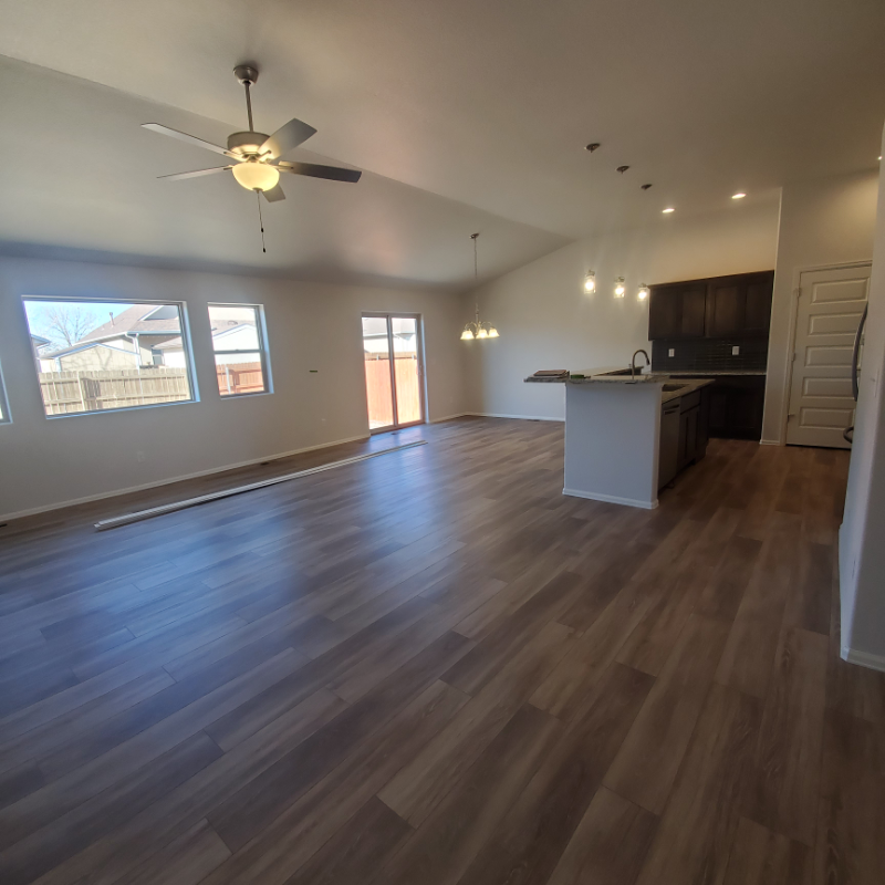 3405 Ptarmigan Ln - Photo 2 of 11