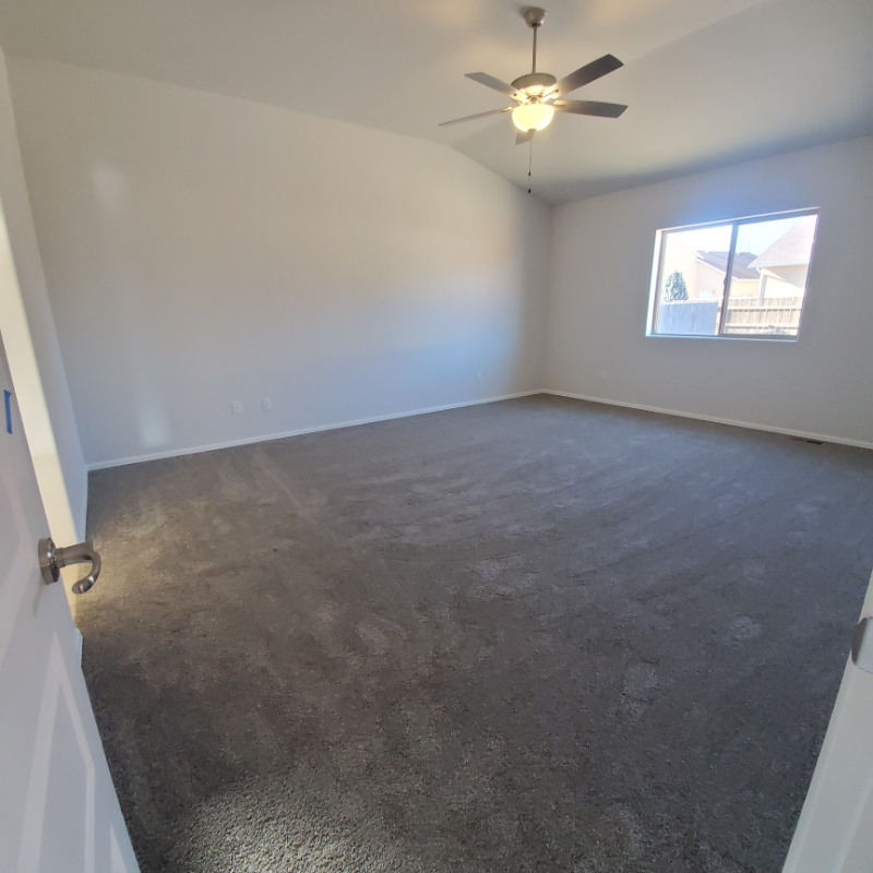 3405 Ptarmigan Ln - Photo 3 of 11