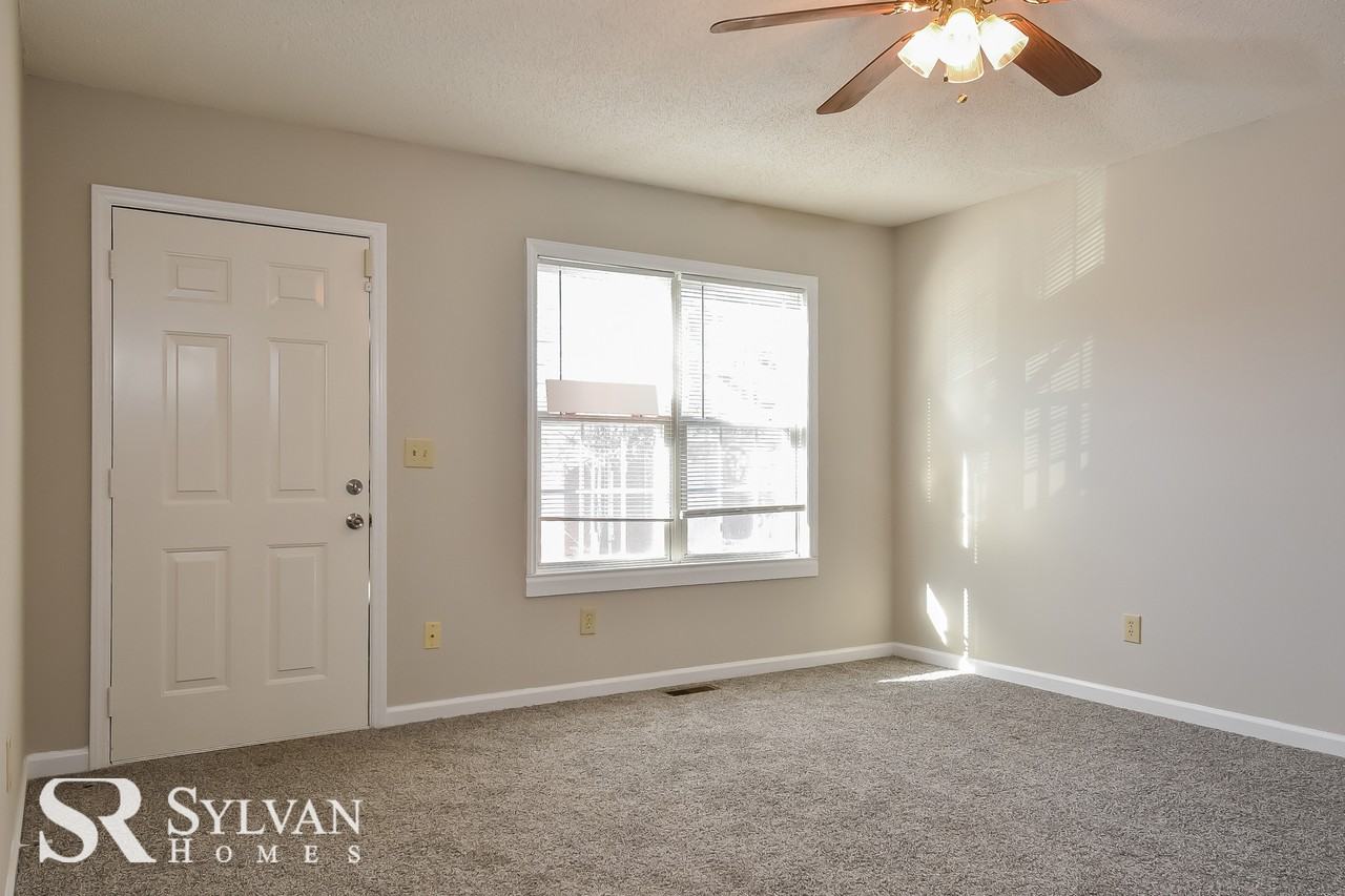 203 Turner St - Photo 3 of 15