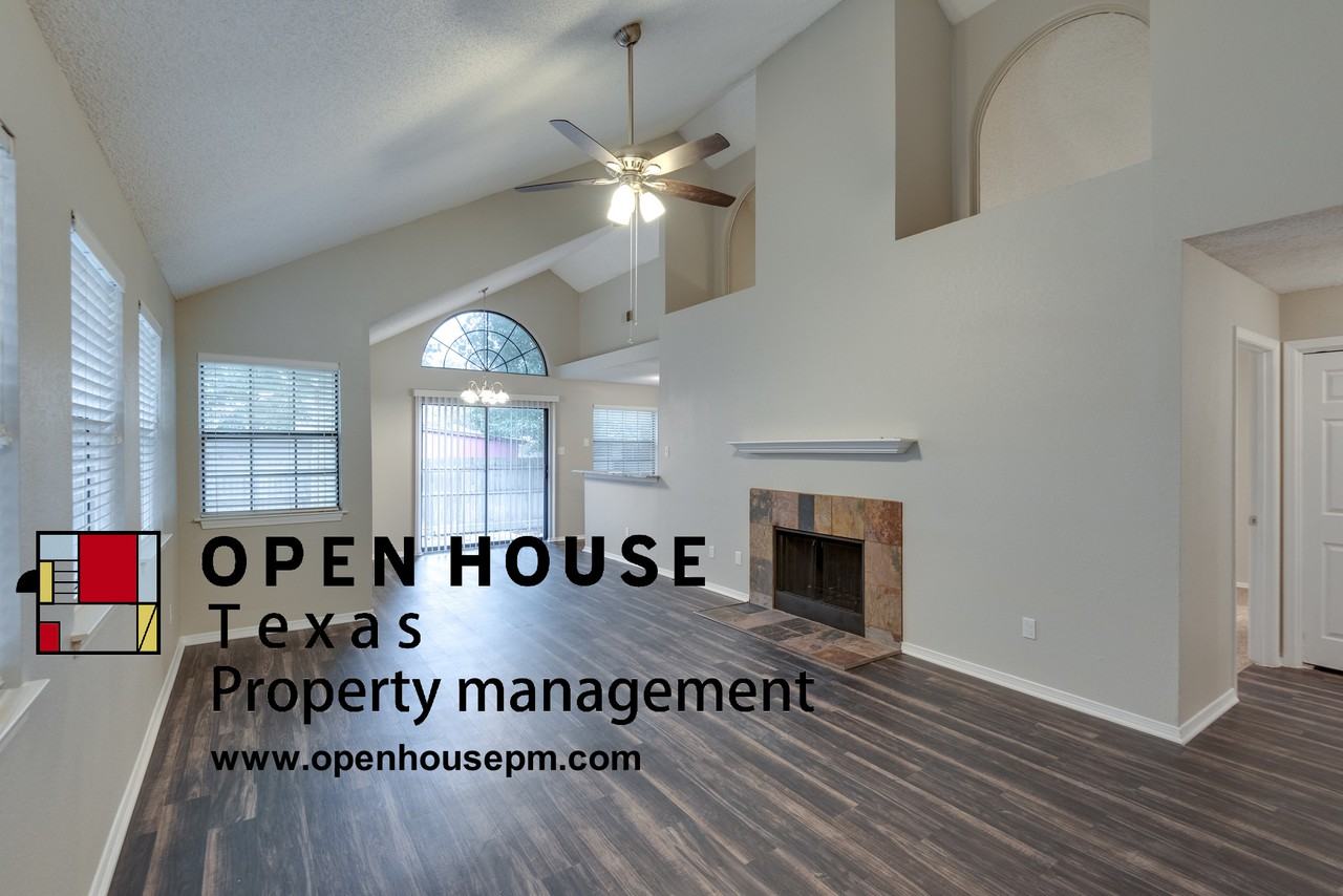919 Azalia Dr - Photo 2 of 12