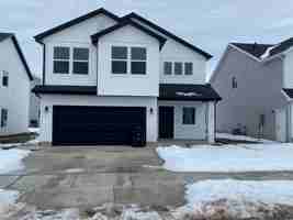 featured image of 2150 S Creekside Dr