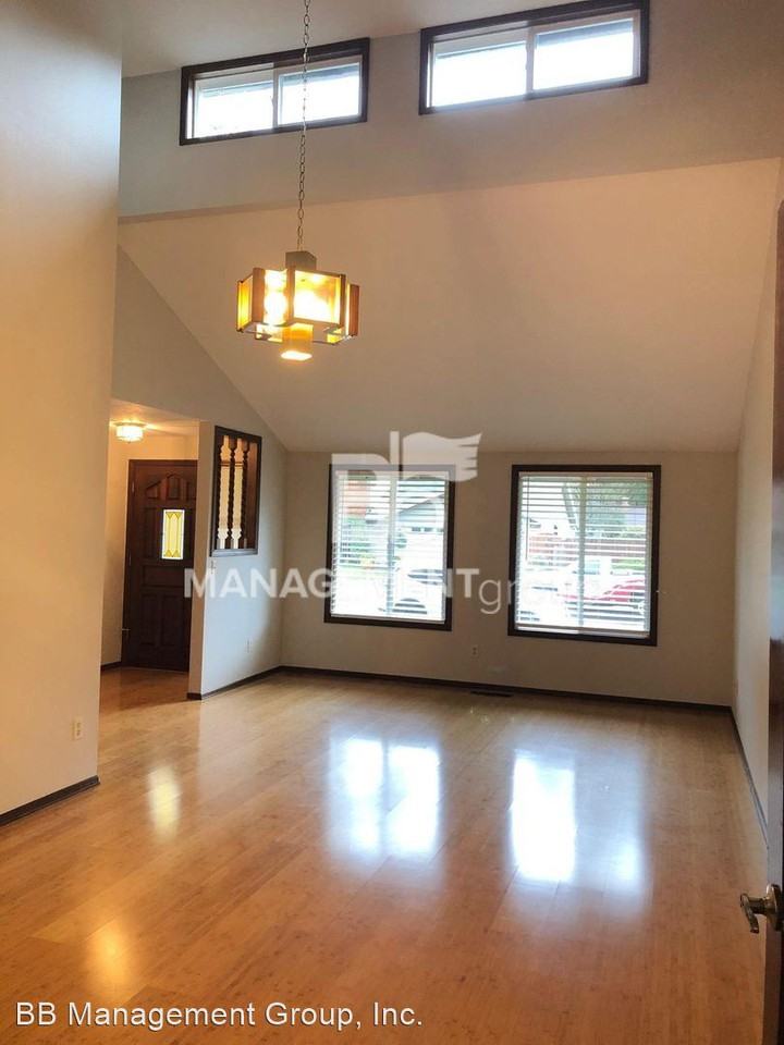 9830 Sw Serena Way - Photo 2 of 17