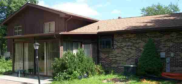 24614 Wildwood Ct - Photo 2 of 20