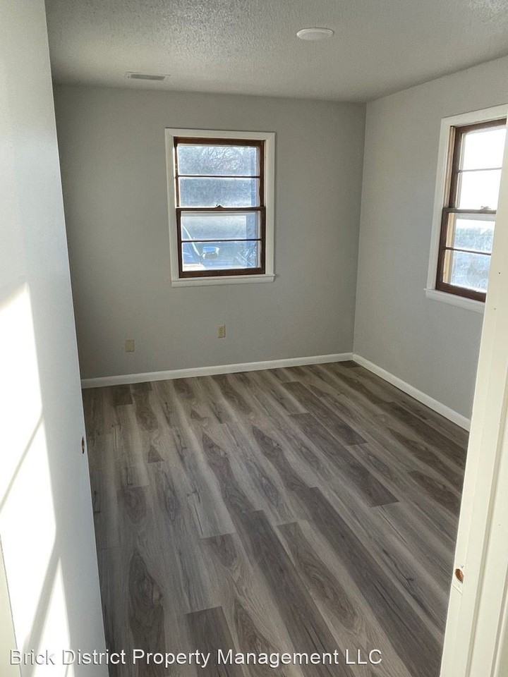 2929 Northland Dr - Photo 3 of 8