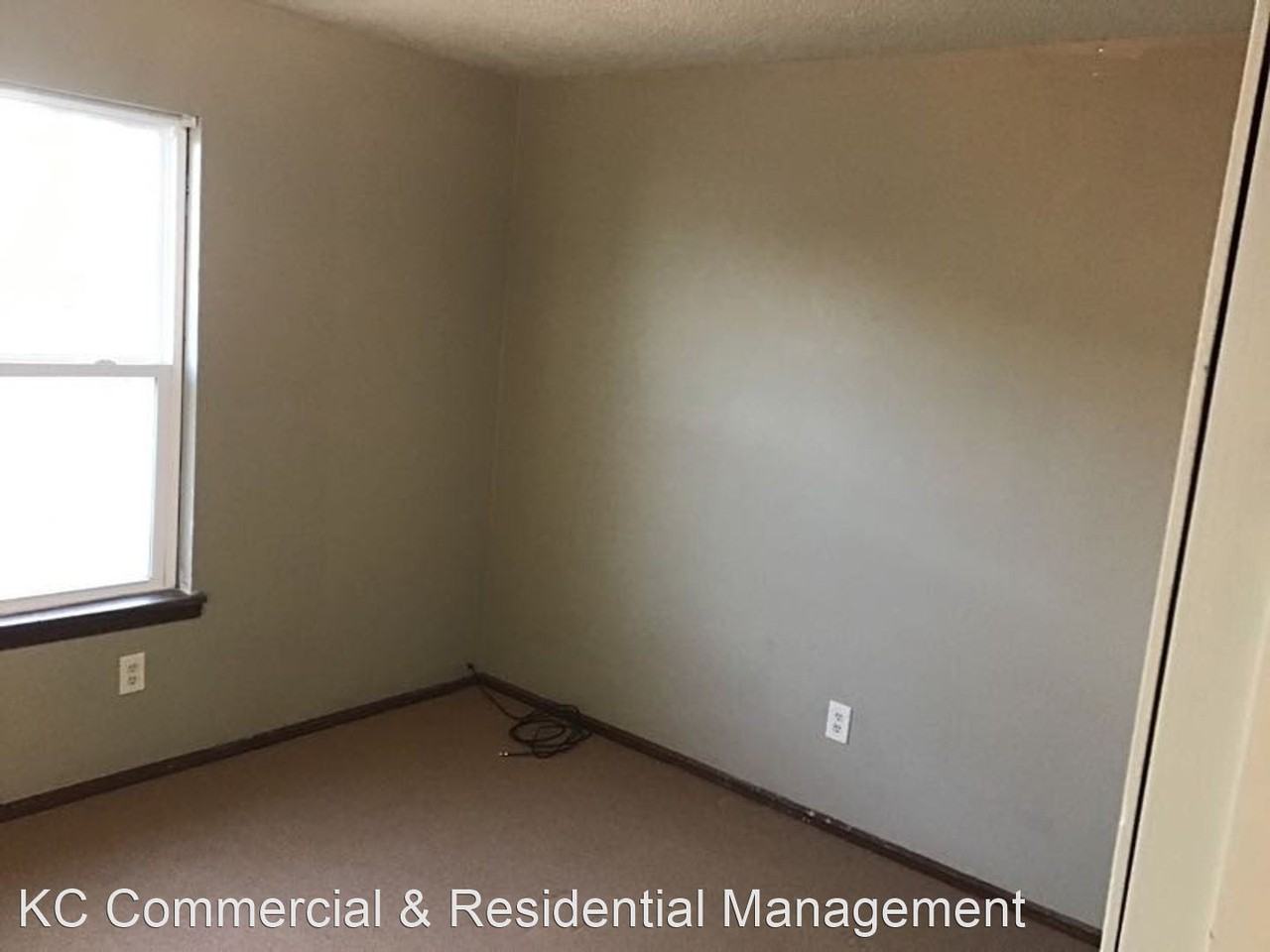 609 S. Lakehurst Drive - Photo 3 of 23