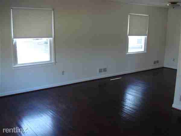 8812 Littlewood Rd - Photo 3 of 37