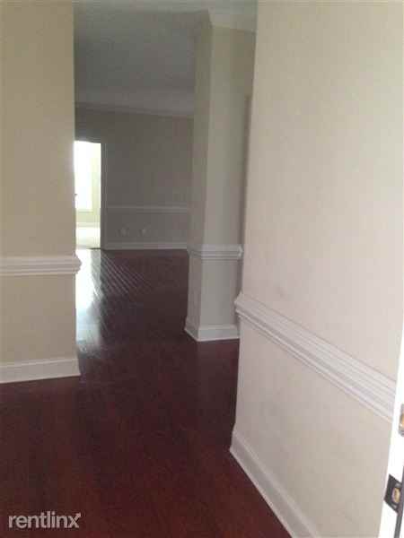 212 Fountainhead Ln #103 - Photo 2 of 20