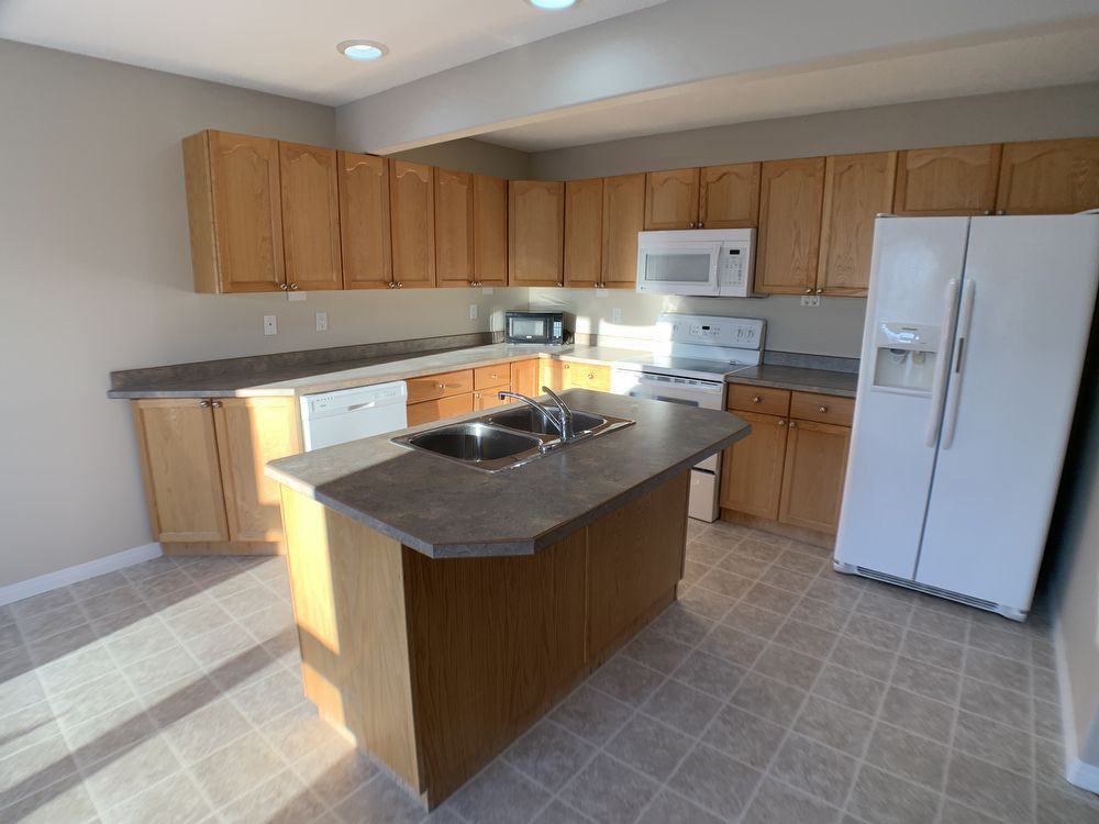 97 51-97 Wilson Dr - Photo 3 of 19