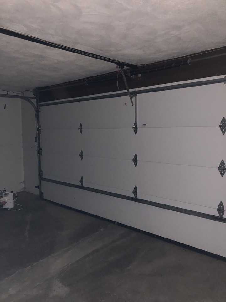 2320 Hunt Road - Photo 3 of 15